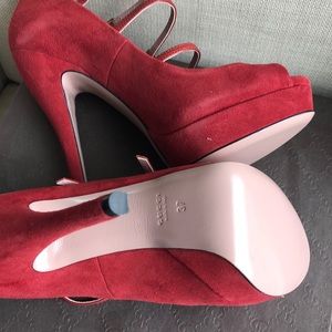 Gucci Shoes - Brand NEW! Gucci red suede triple strap heel Gucci Shoes - Brand NEW! Gucci red suede triple strap heel